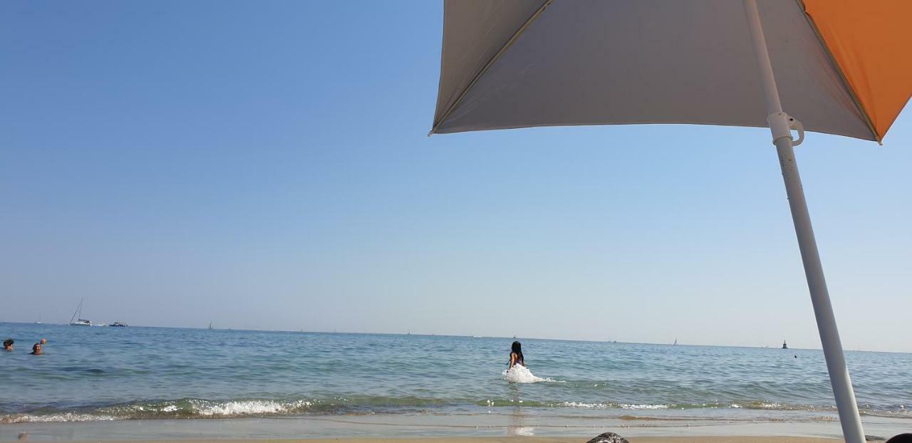 Résidence de standing la Pêcherie Spacieux T3 comme un cocon familial vue mer et sur l'avant port Sur le bout du bout de Cap d'Agde seule cap en Occitanie Exterior foto